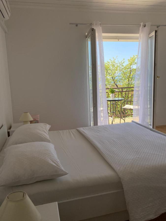 Room For Two Baška Voda Eksteriør billede